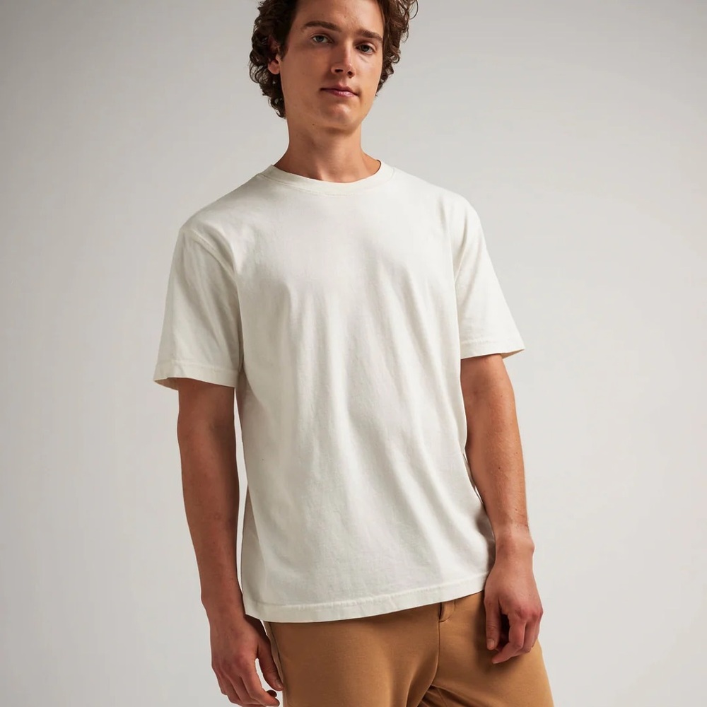 Richer Poorer Men's Relaxed Tee Bone Size Medium‎ NWT